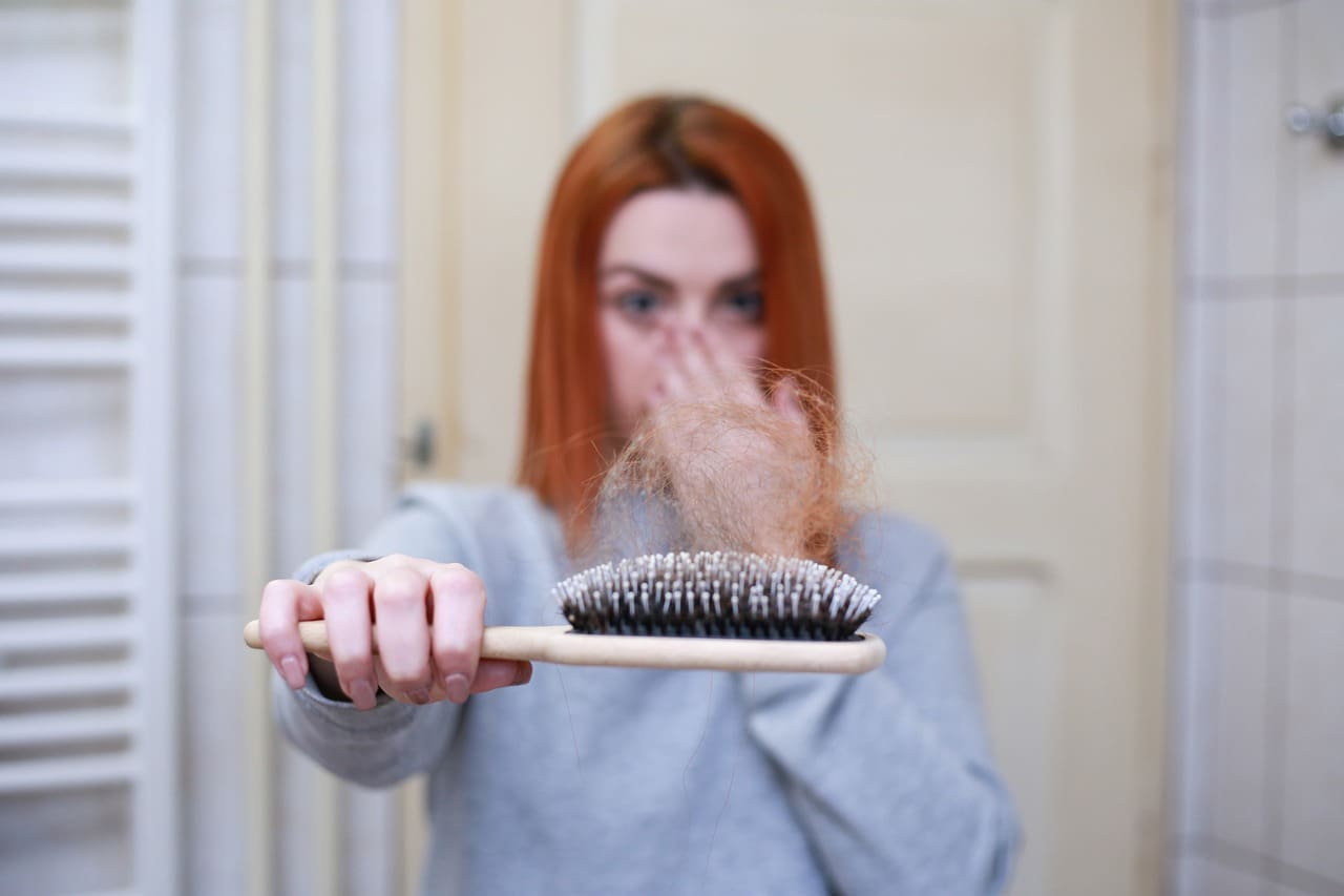 10 Home Remedies for Hair Loss: Tried and Tested 10 Home Remedies for Hair Loss: Tried and Tested