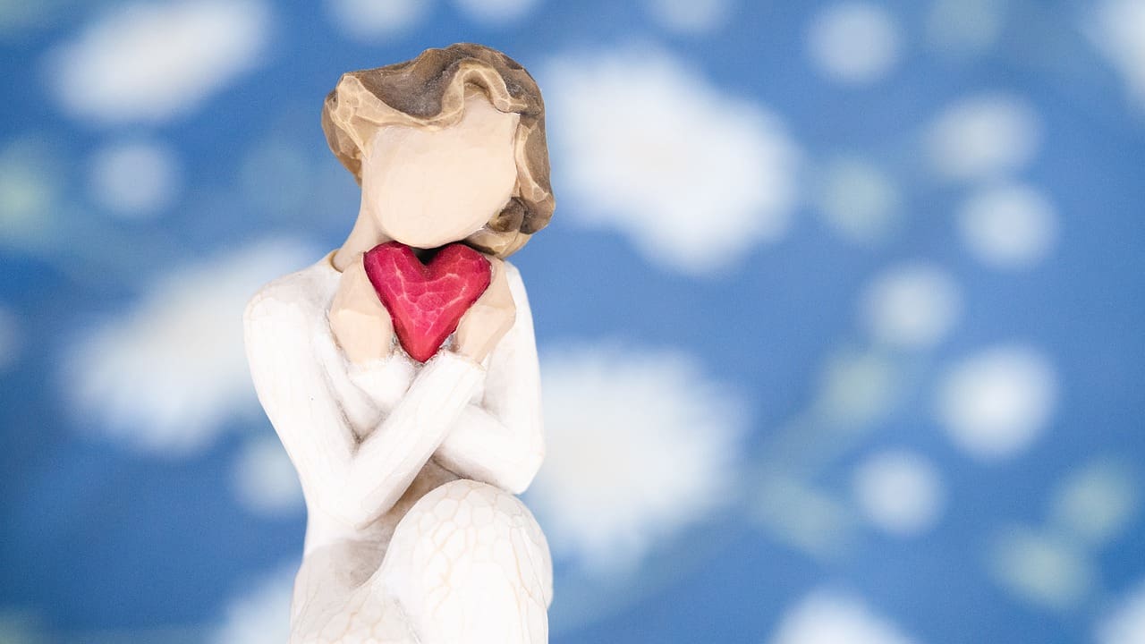 The Power of Gratitude: Empowering Women to Embrace Positivity