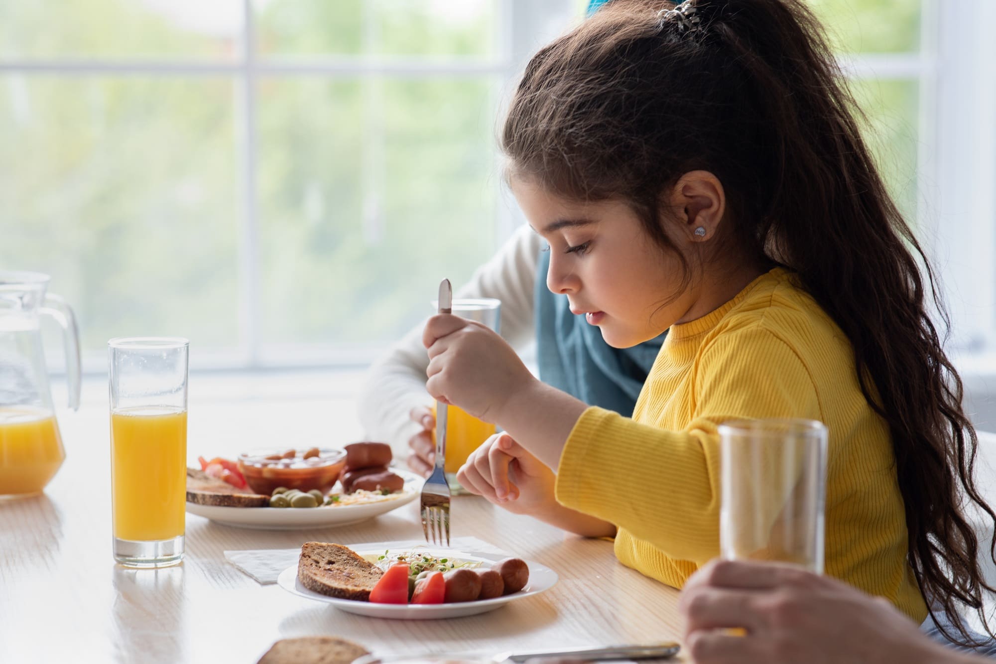 From Picky to Powerful: A Parent’s Guide to Encouraging Healthy Eating Habits