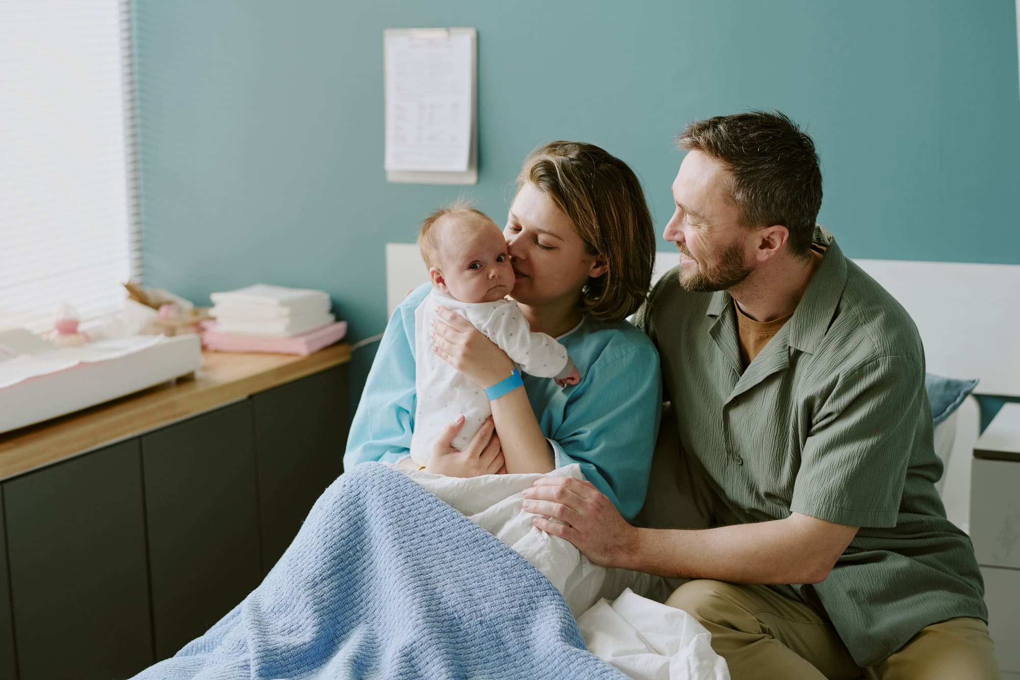 Raising Emotionally Intelligent Kids: A Parent’s Practical Guide